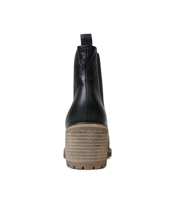 Biscoti Heeled Chelsea Boots