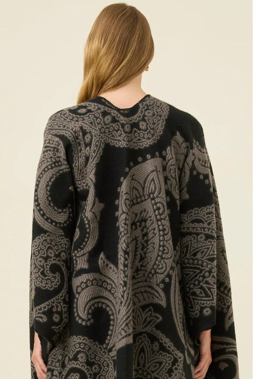 Lucia Cape