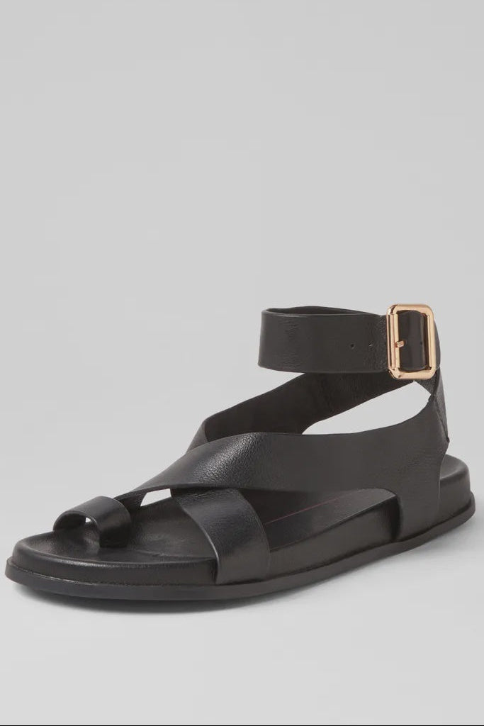 Huiro Leather Sandals