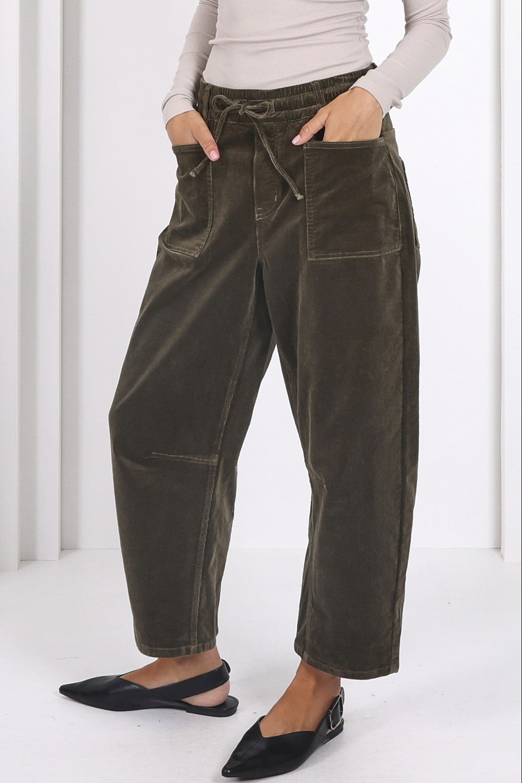 Leo Barrel Cord Jeans