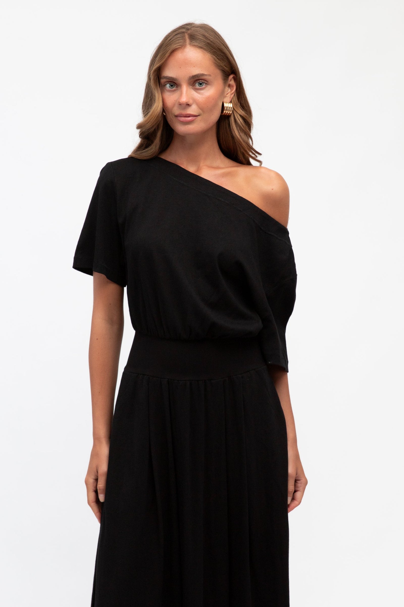 Jenna Boat Neck Maxi Dress