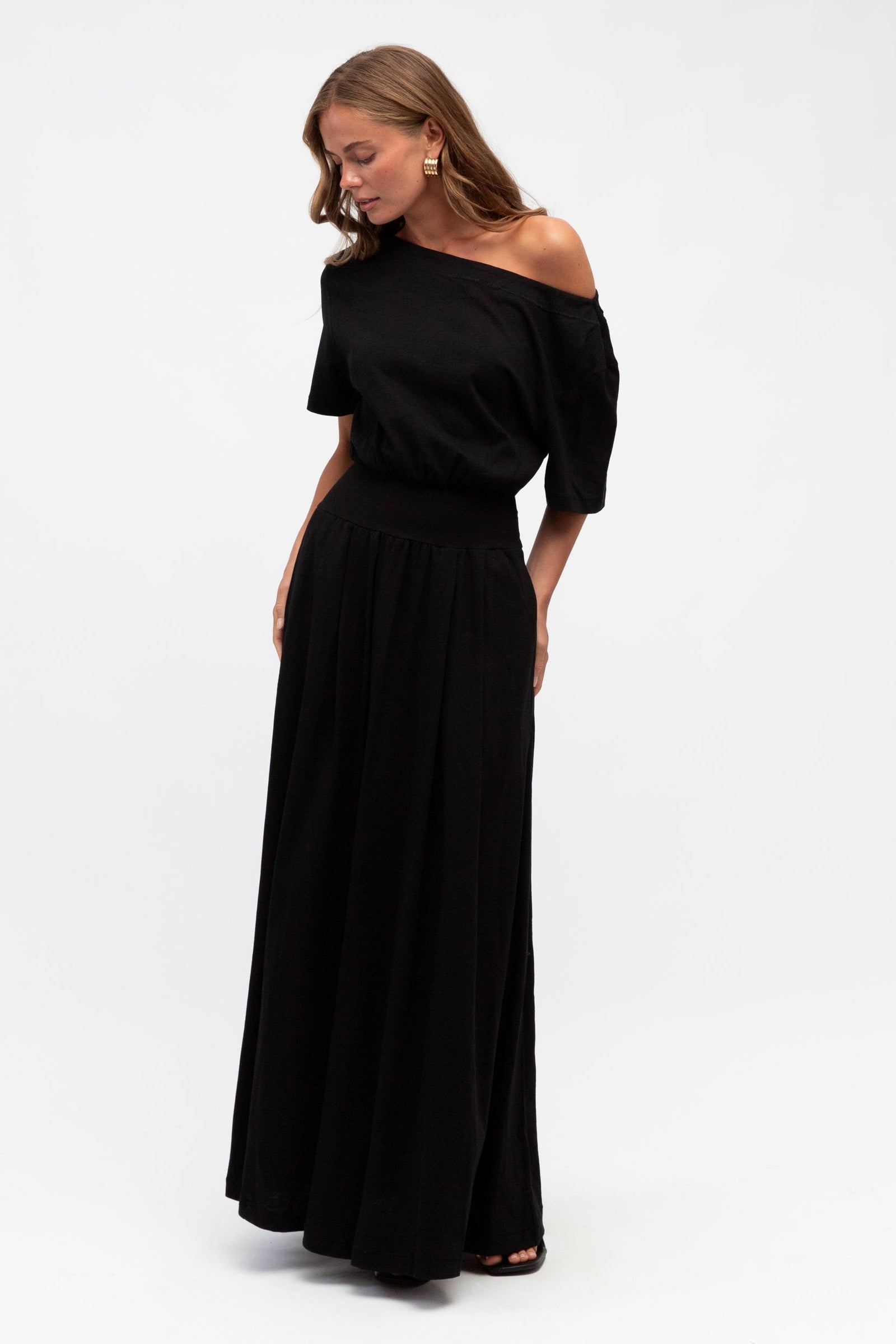 Jenna Boat Neck Maxi Dress