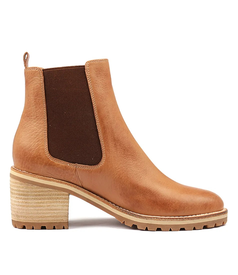Biscoti Heeled Chelsea Boots