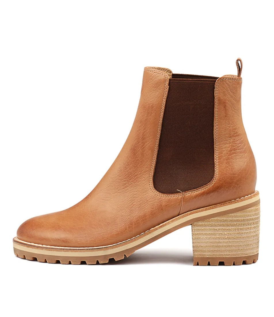Biscoti Heeled Chelsea Boots