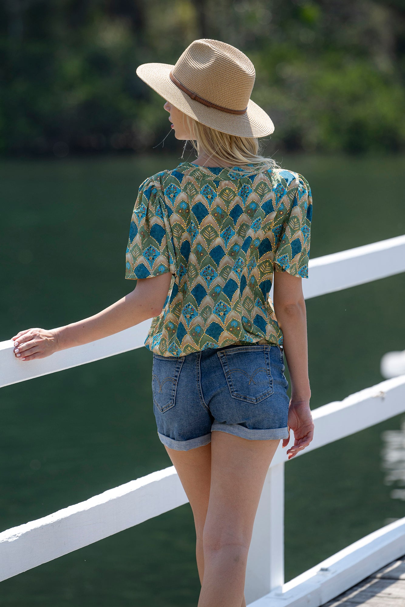 Dalah S/SLeeve Blouse