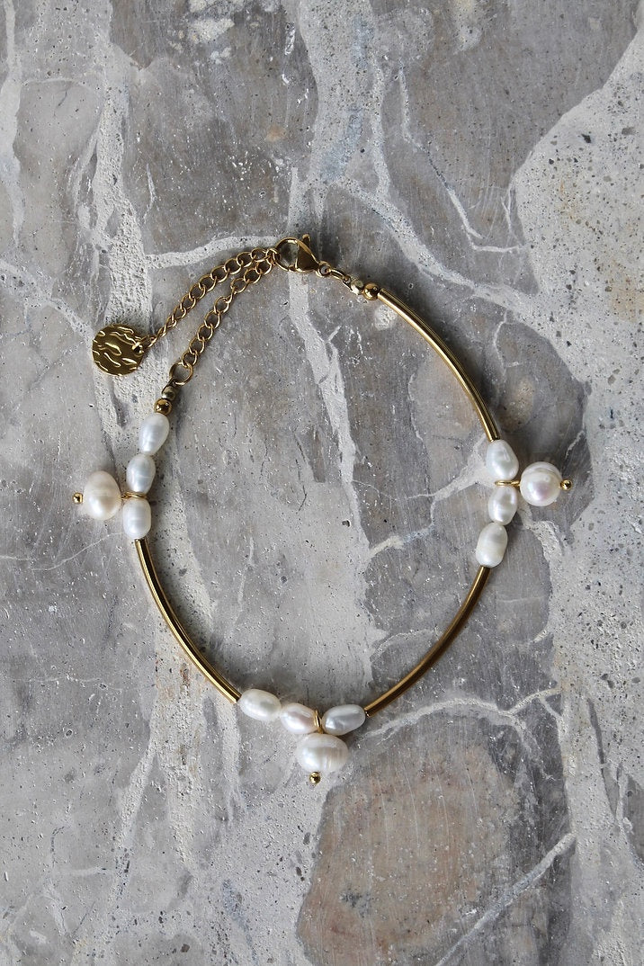 Sylvia Freshwater Pearls Bracelet