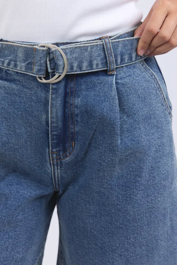 Saint Short
