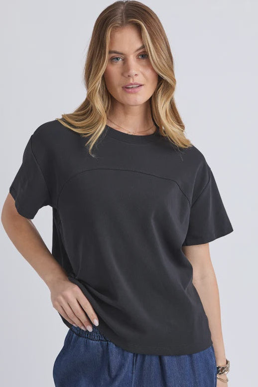 Form Tee