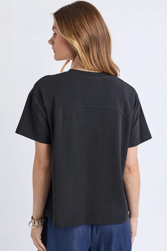 Form Tee
