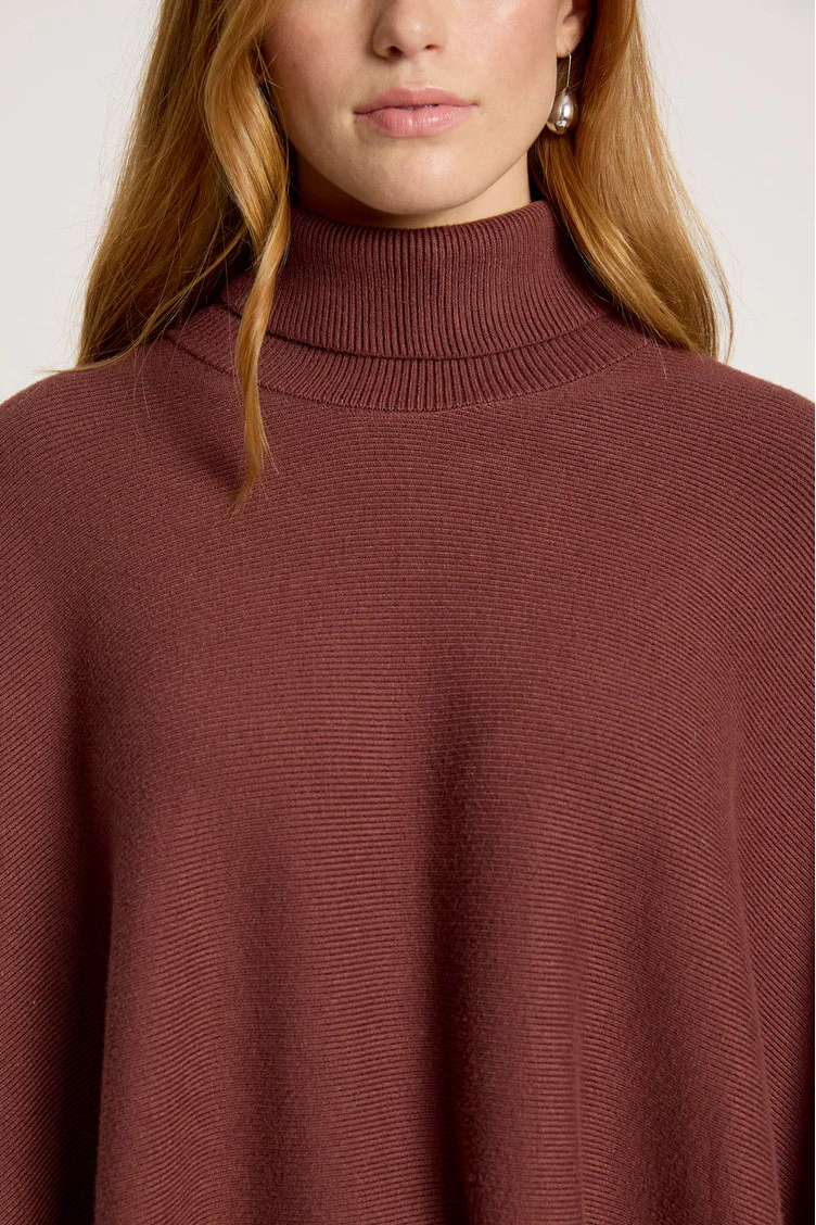 Samira Poncho