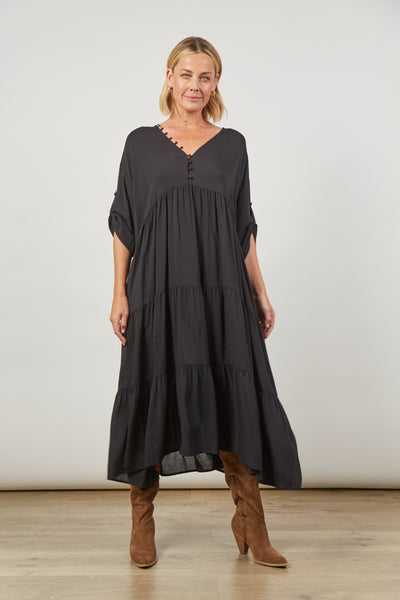 Maxi Length tiered Euphoria dress om black with long sleeves with tab