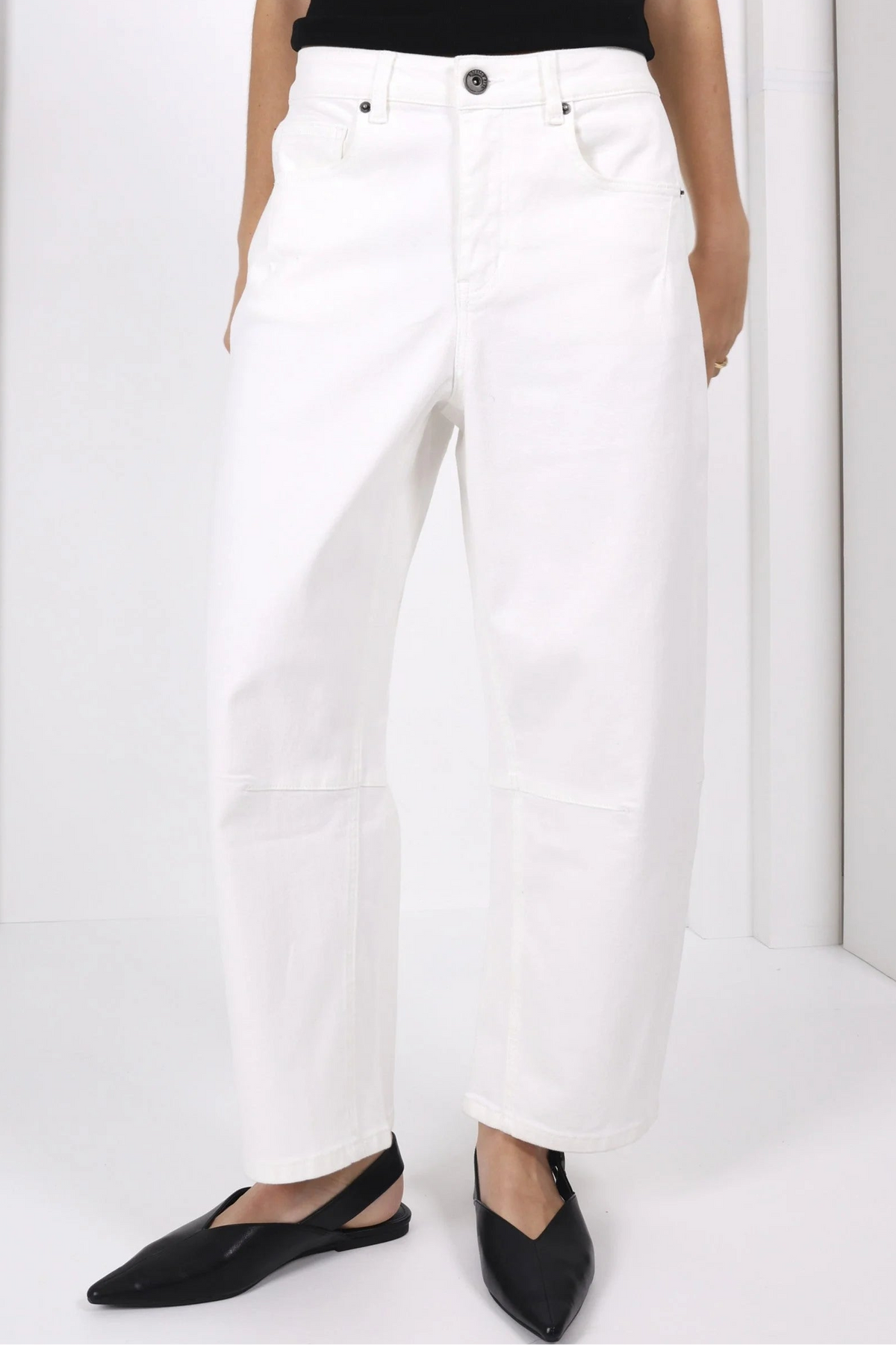 Toni Barrel Jeans