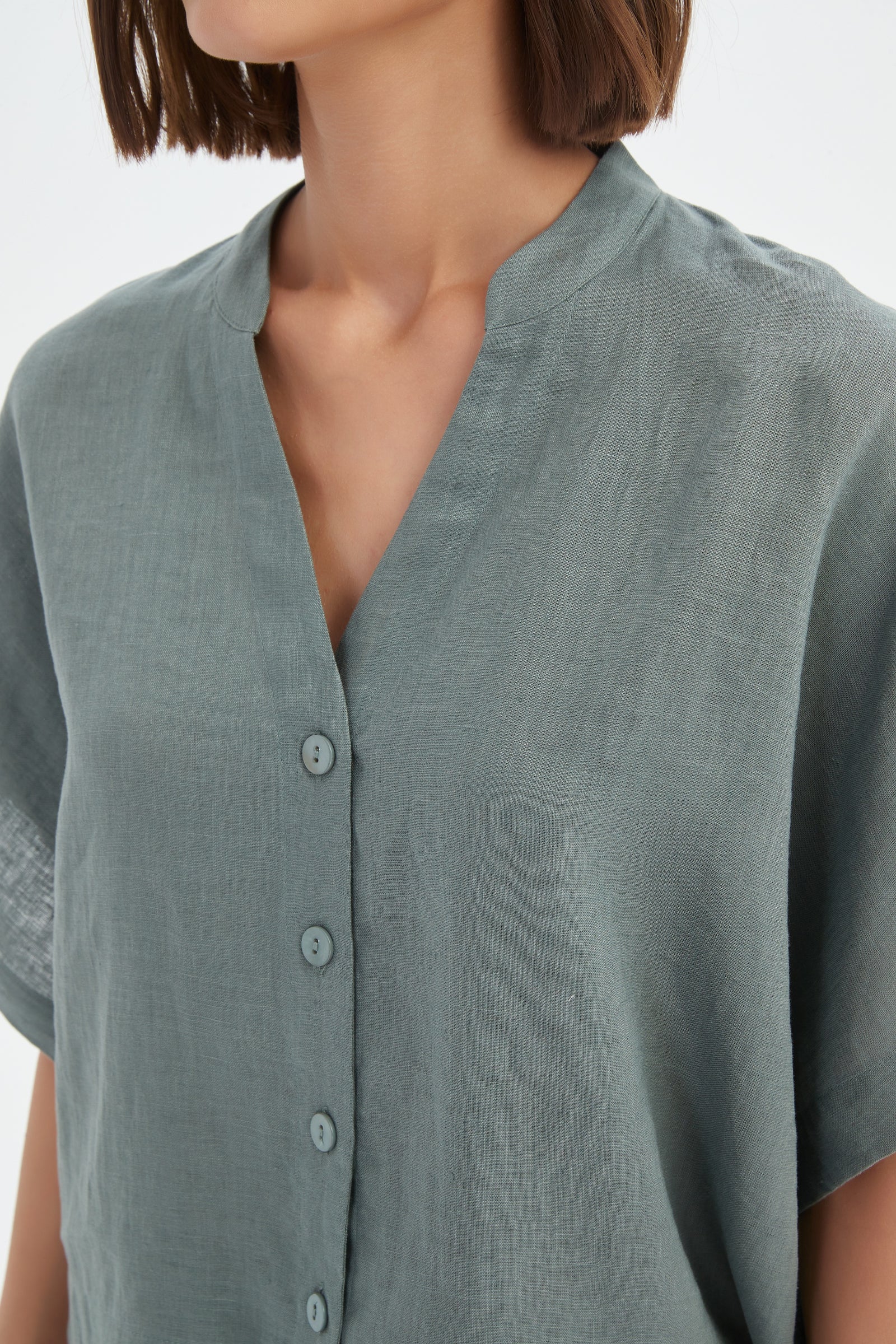 Boxy Button Linen Shirt