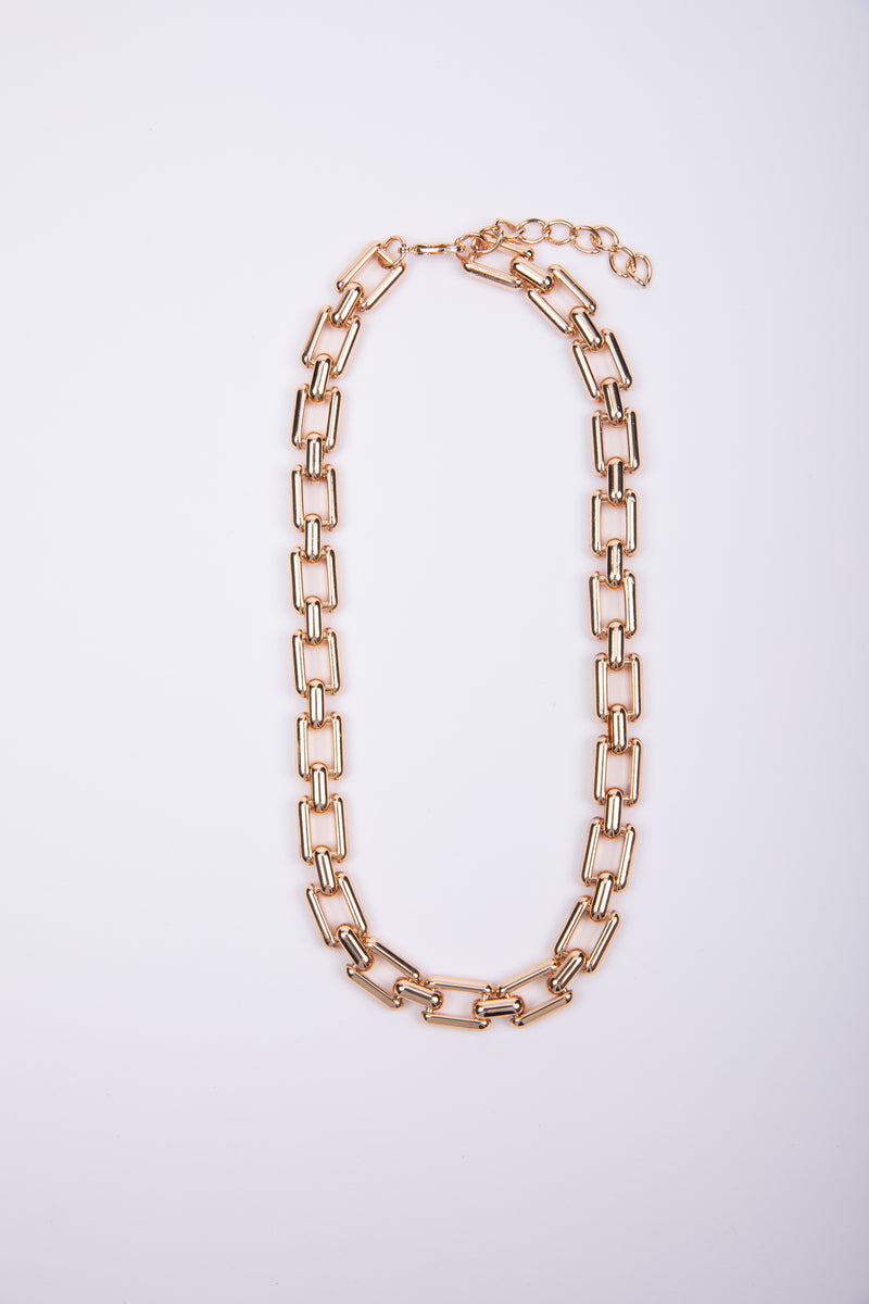 Curbed Link Necklace