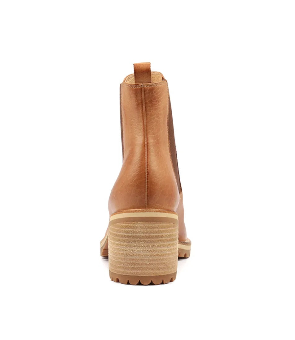 Biscoti Heeled Chelsea Boots