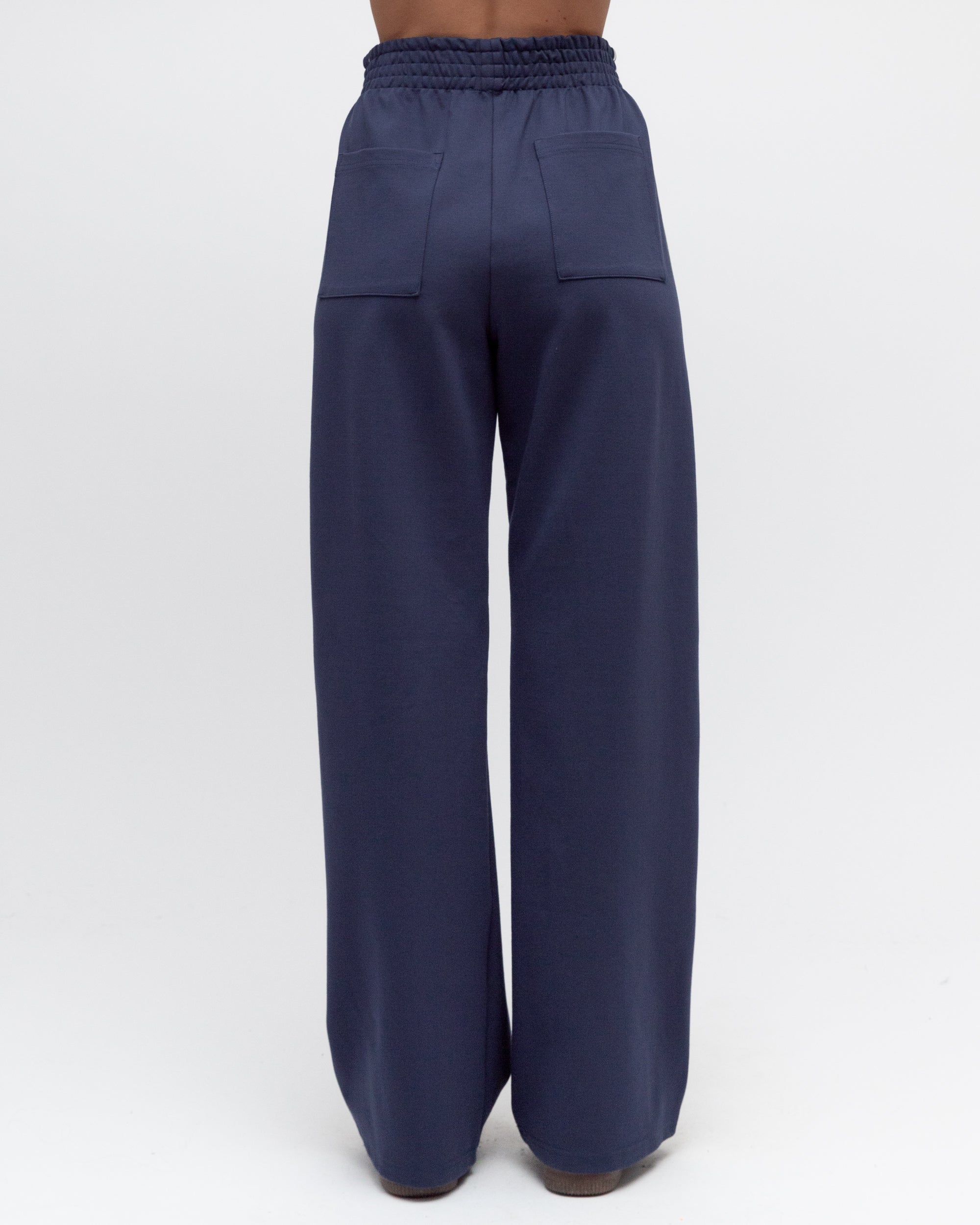 Sideline Elevated Track Pant