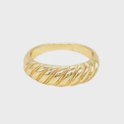 Croissant Ring