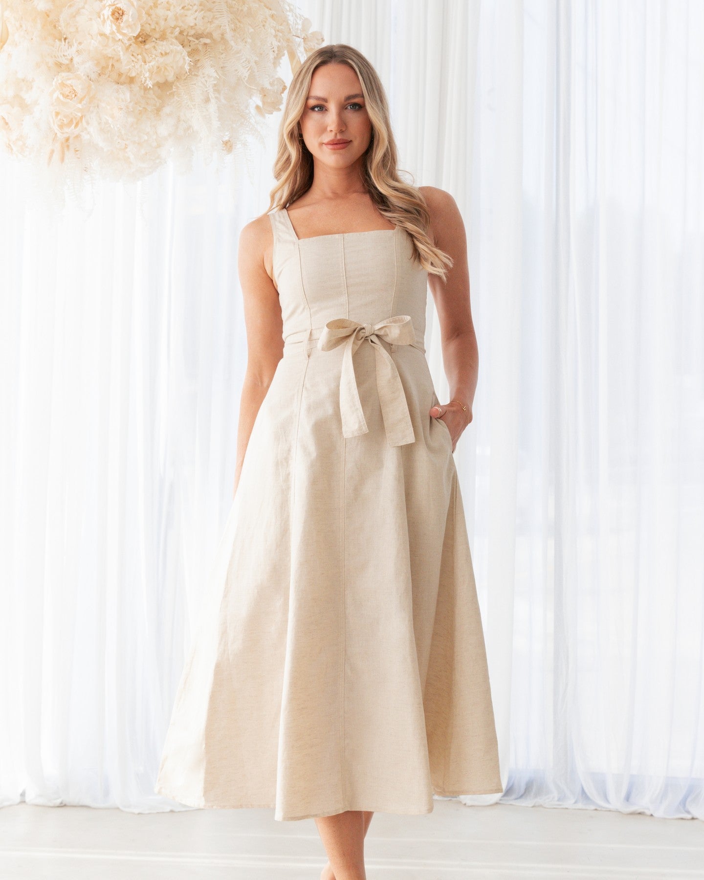 Marika Sleeveless Linen Dress