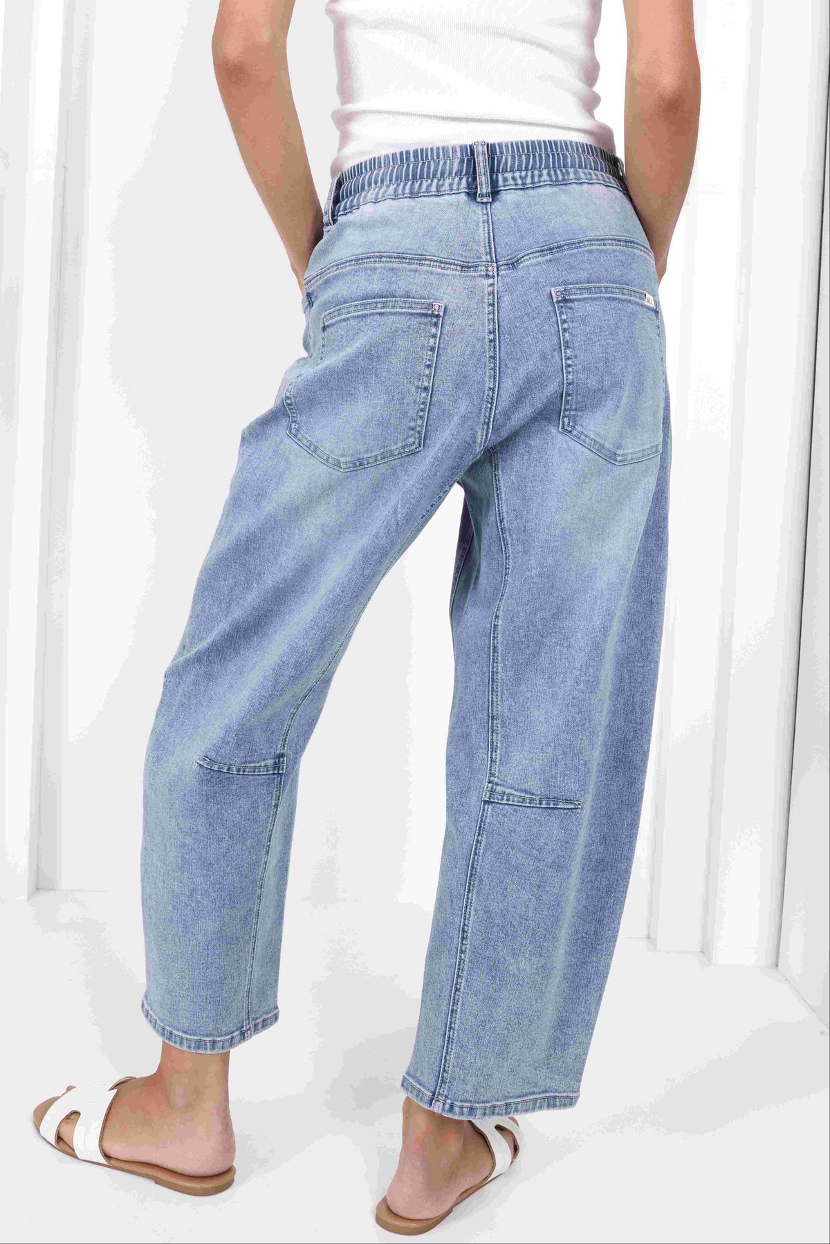 Leo Barrel Jeans