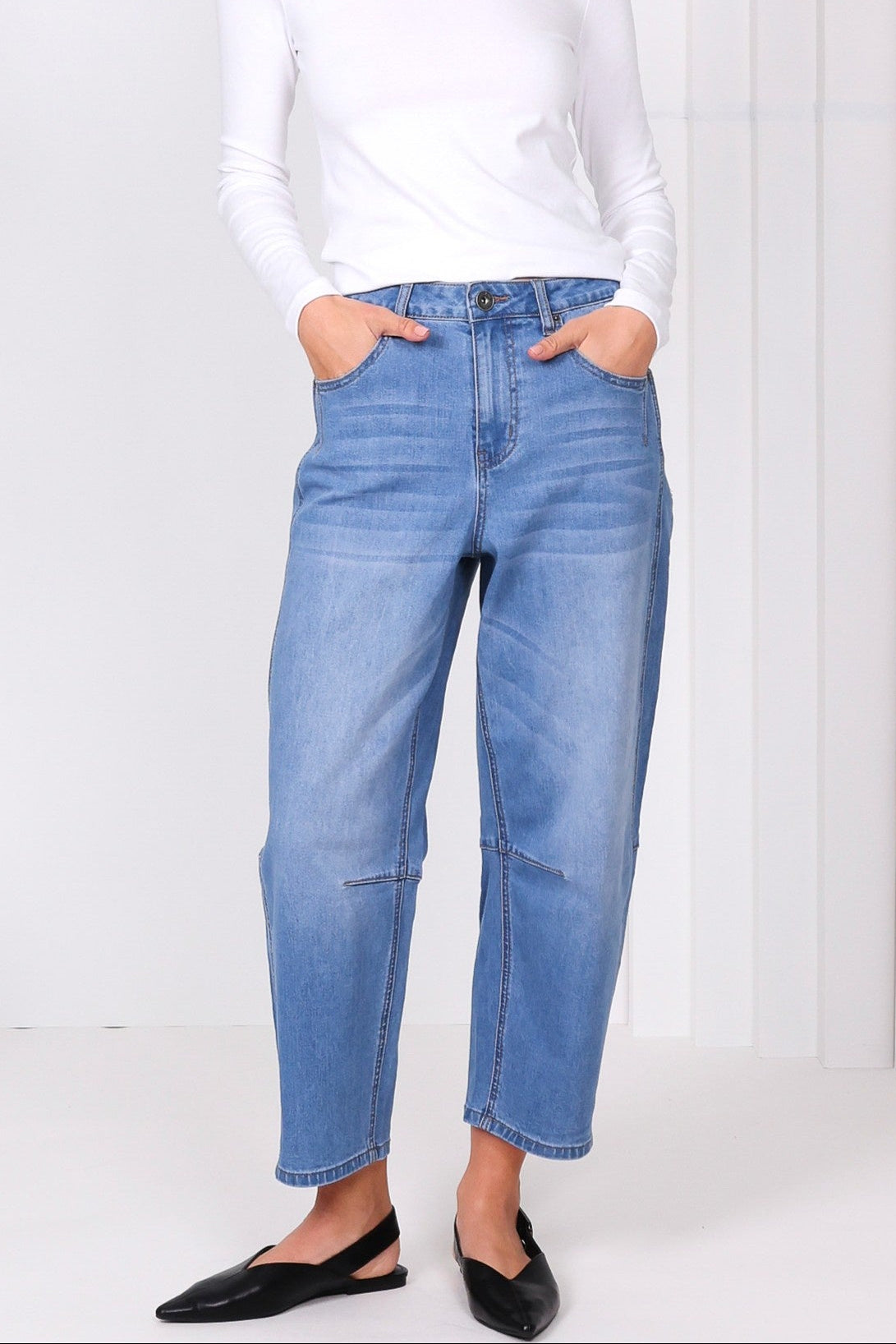 Toni Barrel Jeans