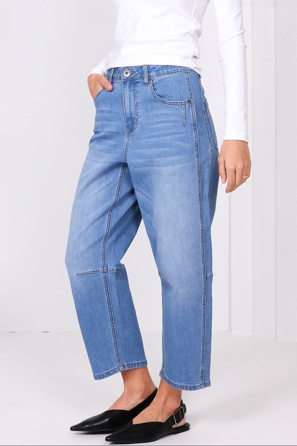 Toni Barrel Jeans