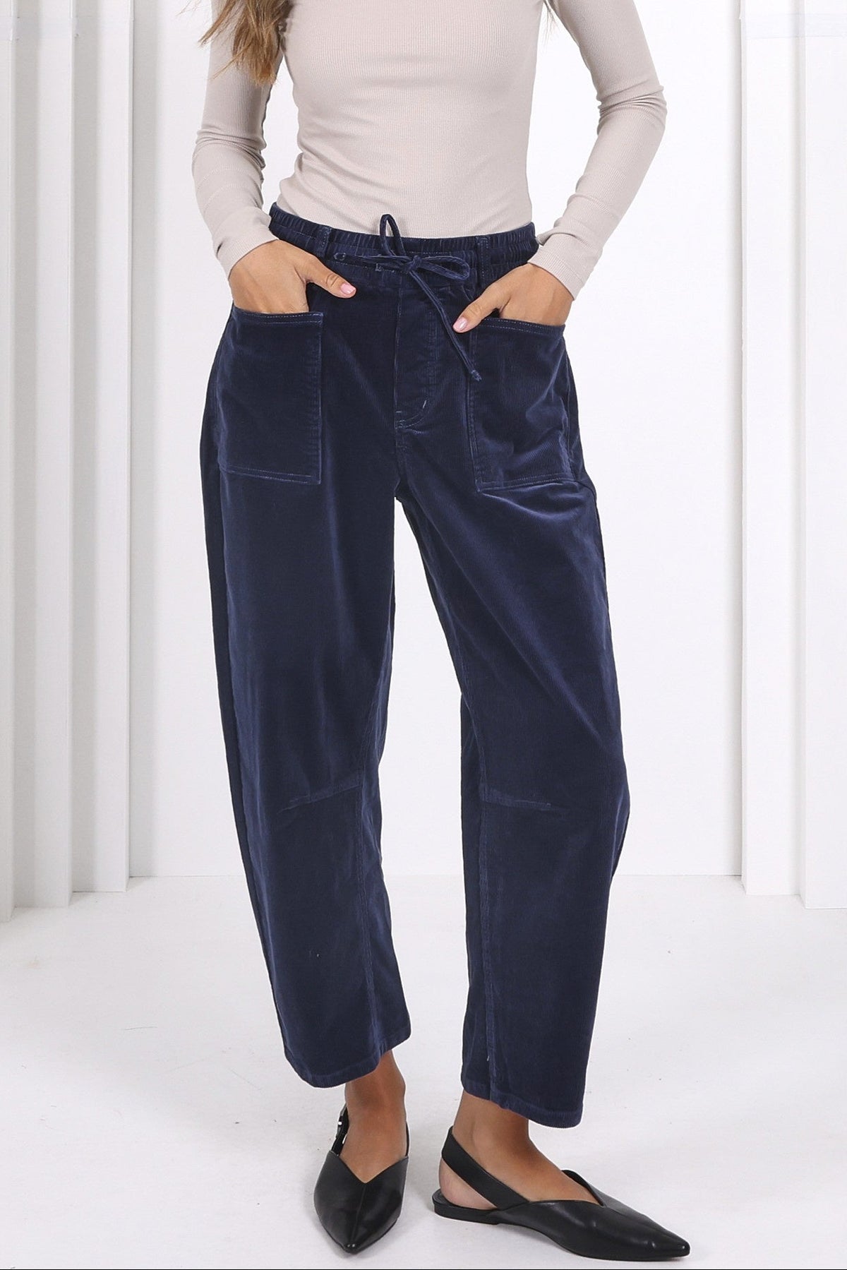 Leo Barrel Cord Jeans