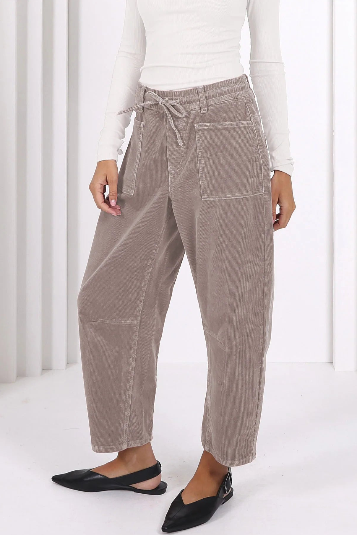 Leo Barrel Cord Jeans