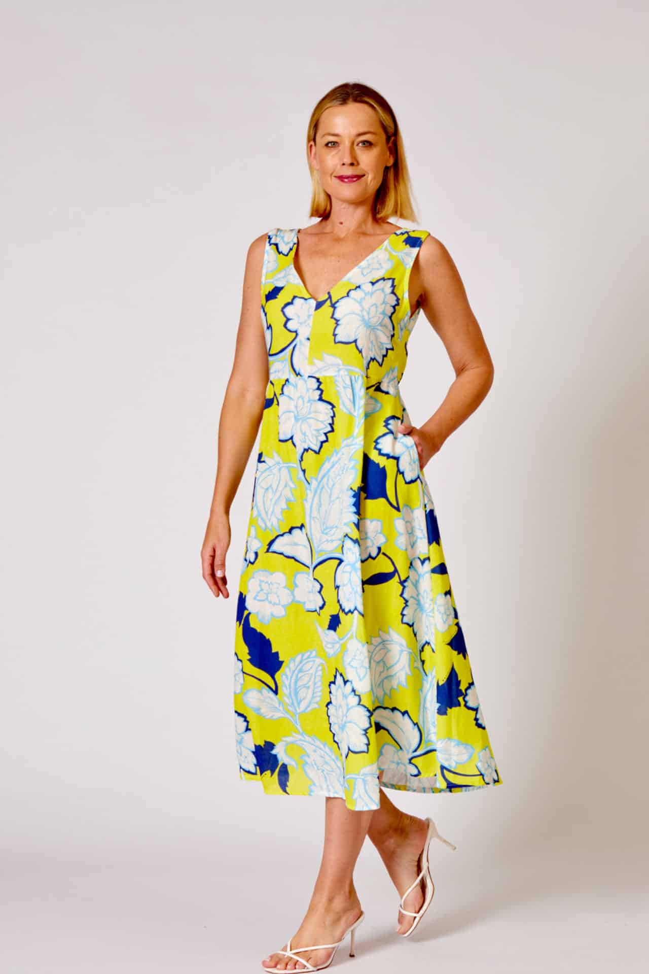 Neck Tied Sleeveless Dress