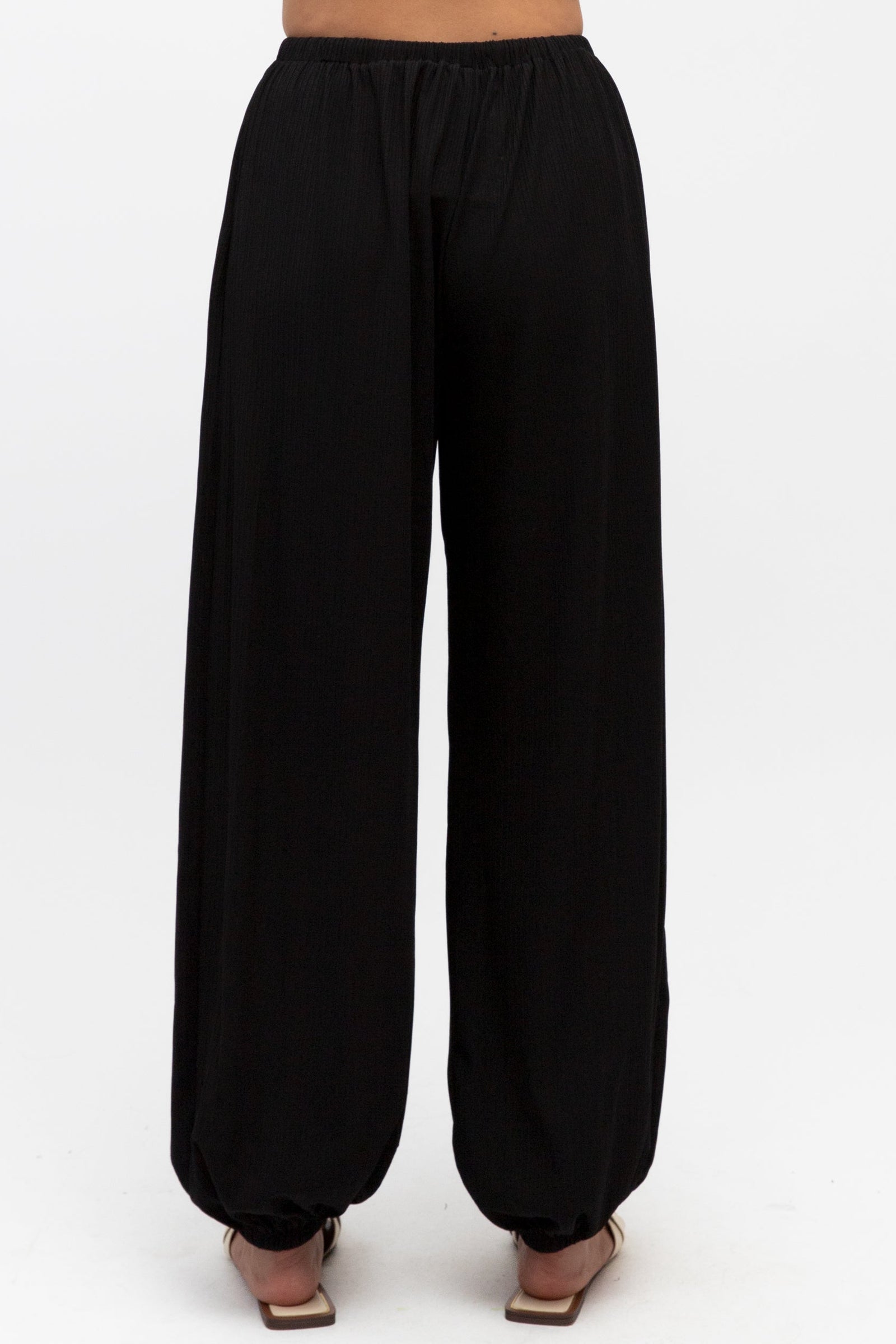 Oasis Neutral Ballon Pants