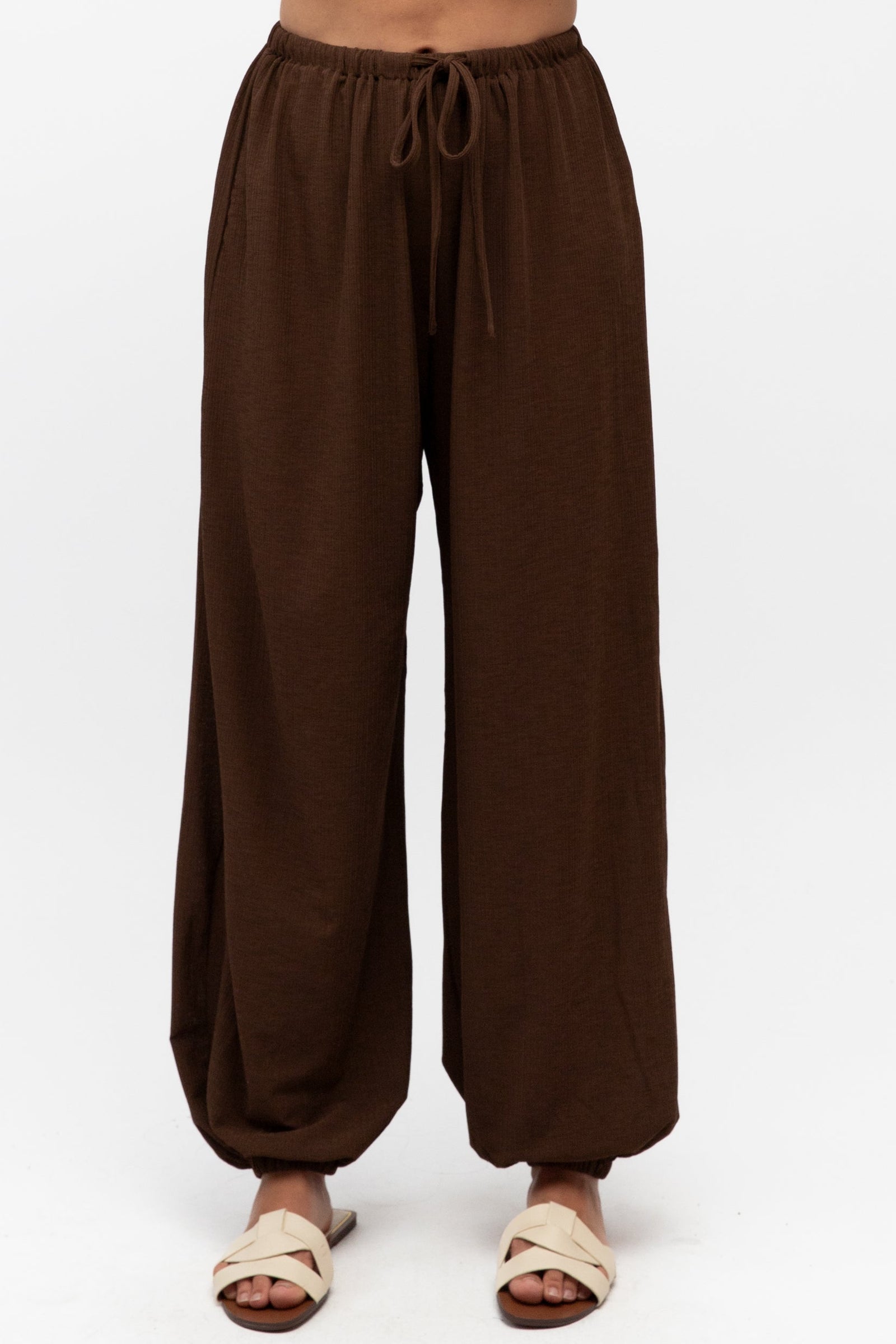 Oasis Neutral Ballon Pants