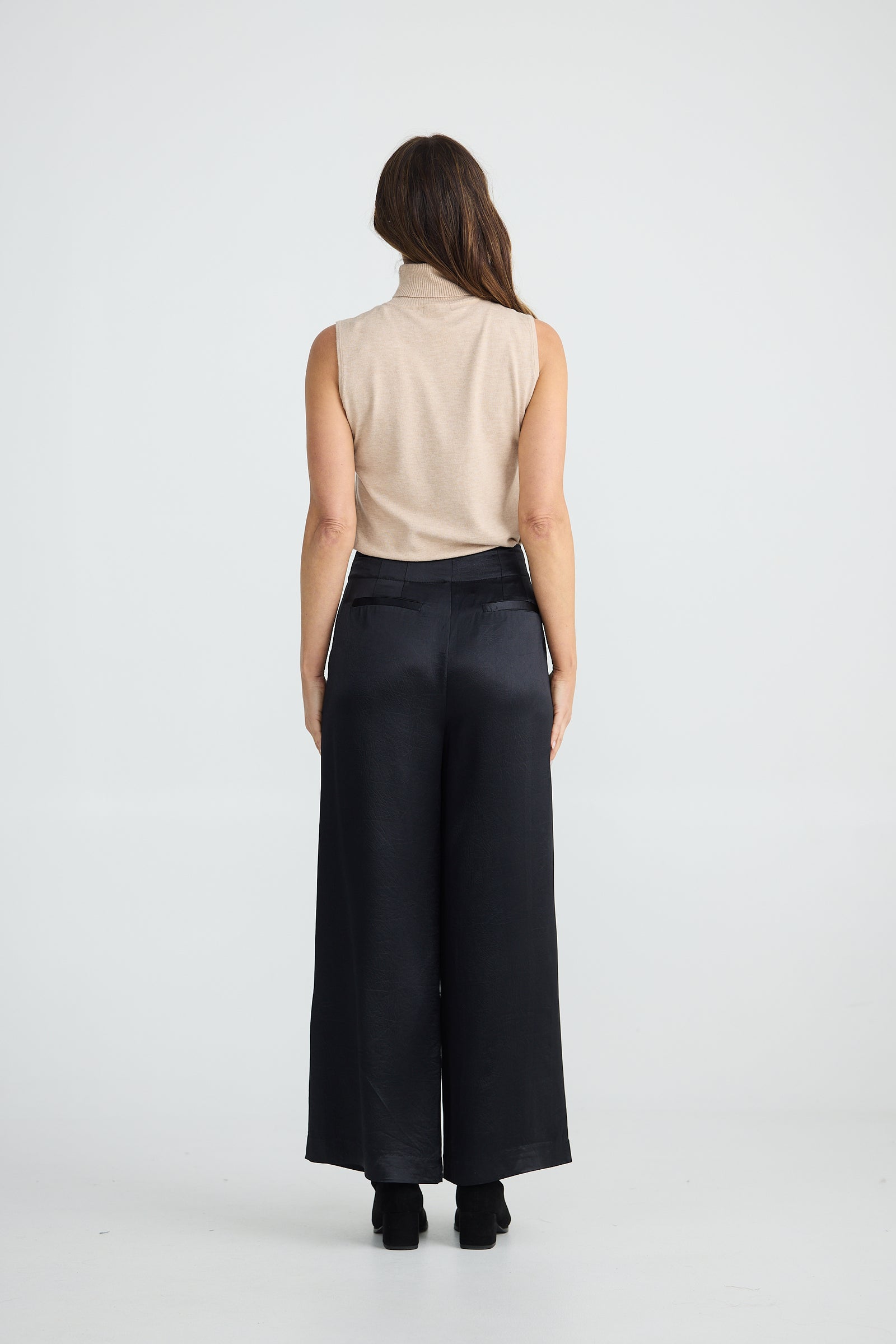 Dana Pant – Textured Satin
