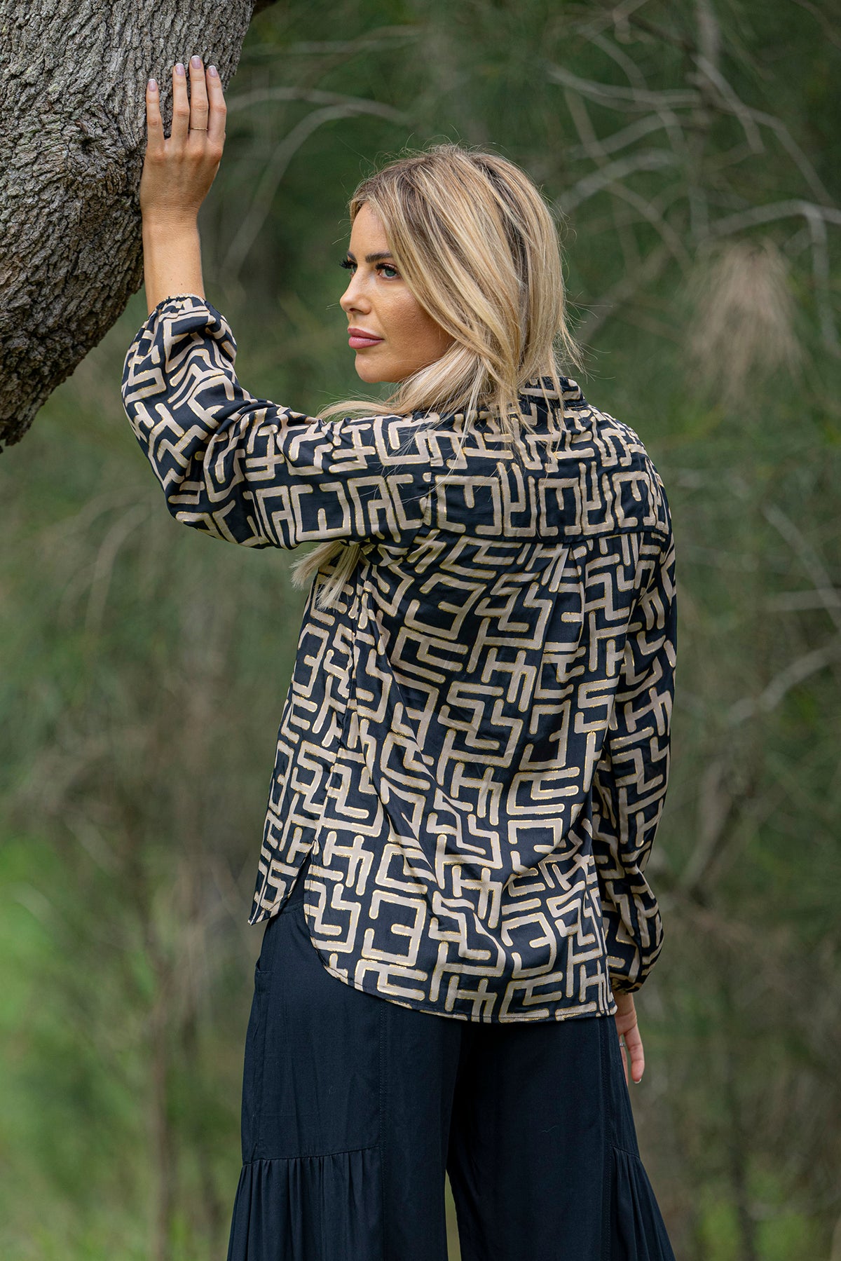 Geo Long Sleeve Blouse