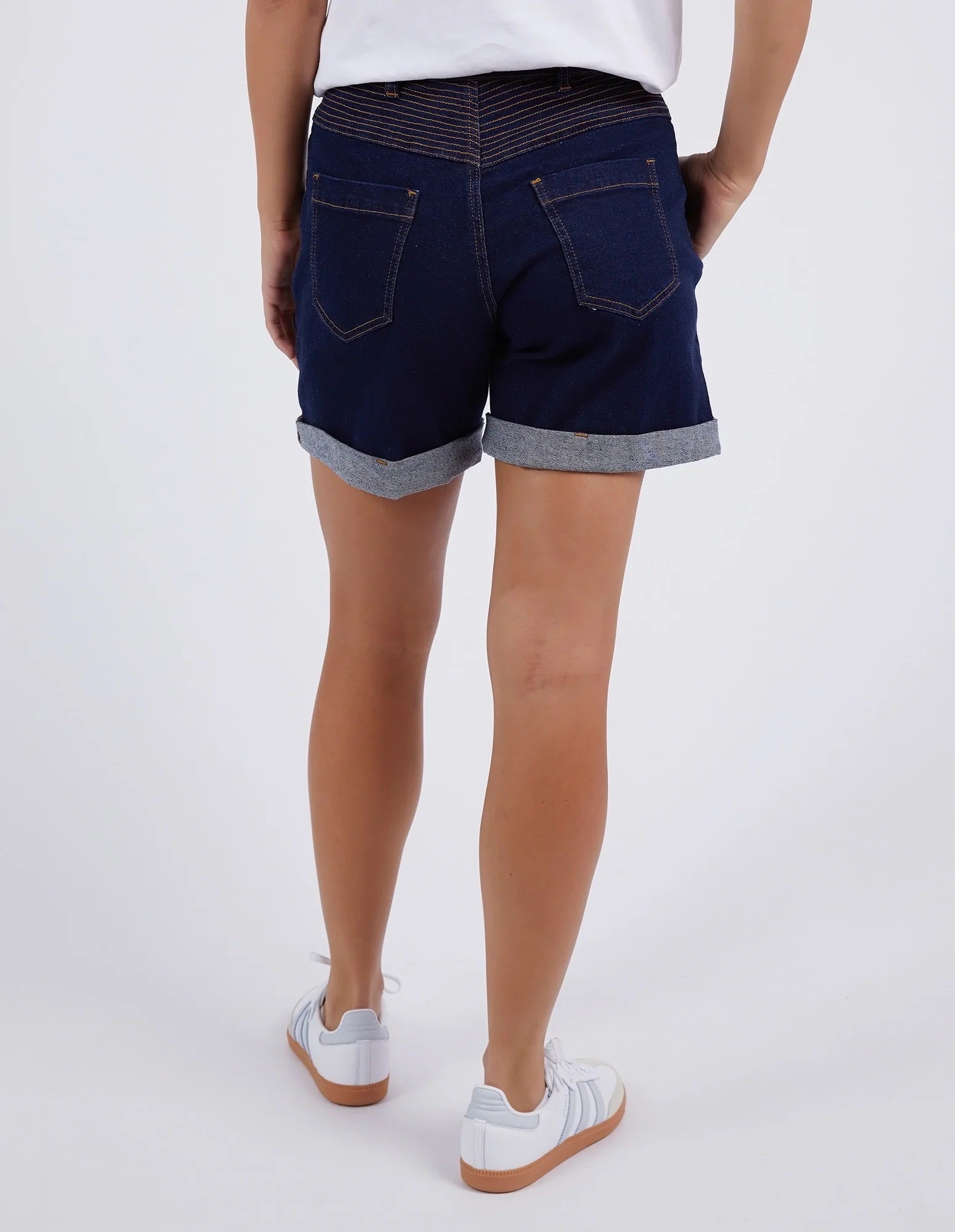 Devi Short in Dark Blue Devi Short in Dark Blue