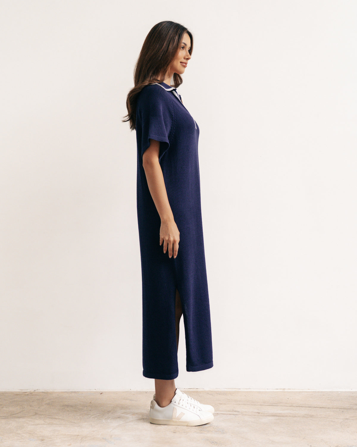 V Neck Detailed Dress