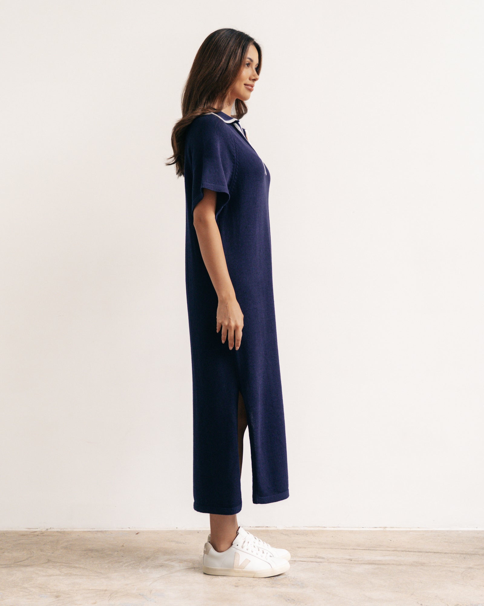 V Neck Detailed Dress