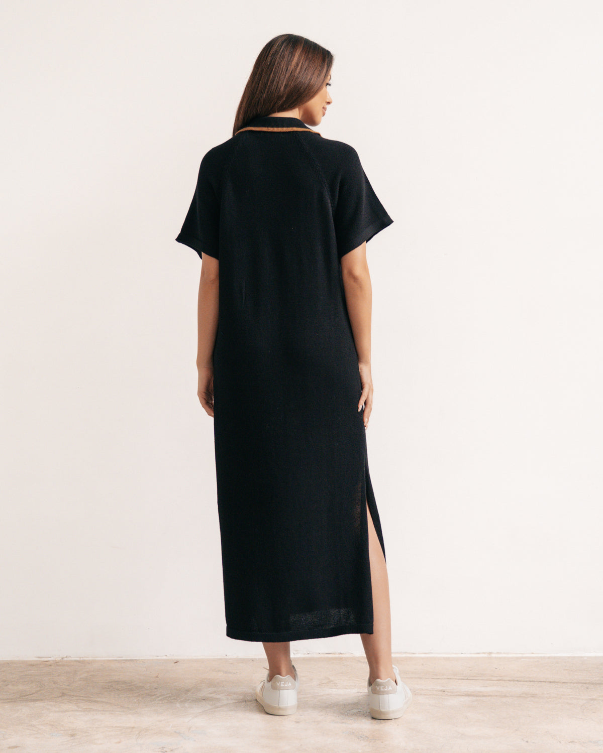 V Neck Detailed Dress