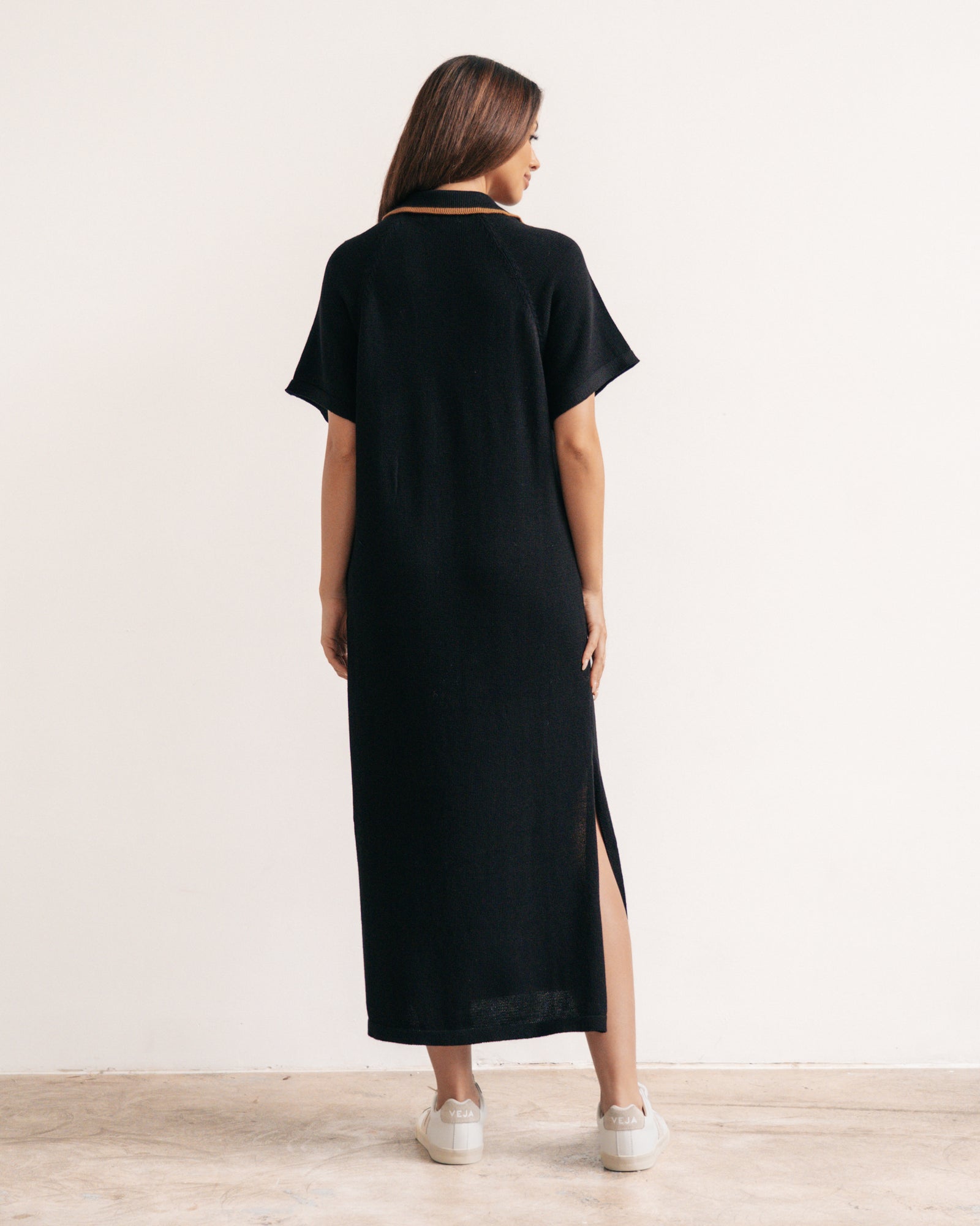 V Neck Detailed Dress