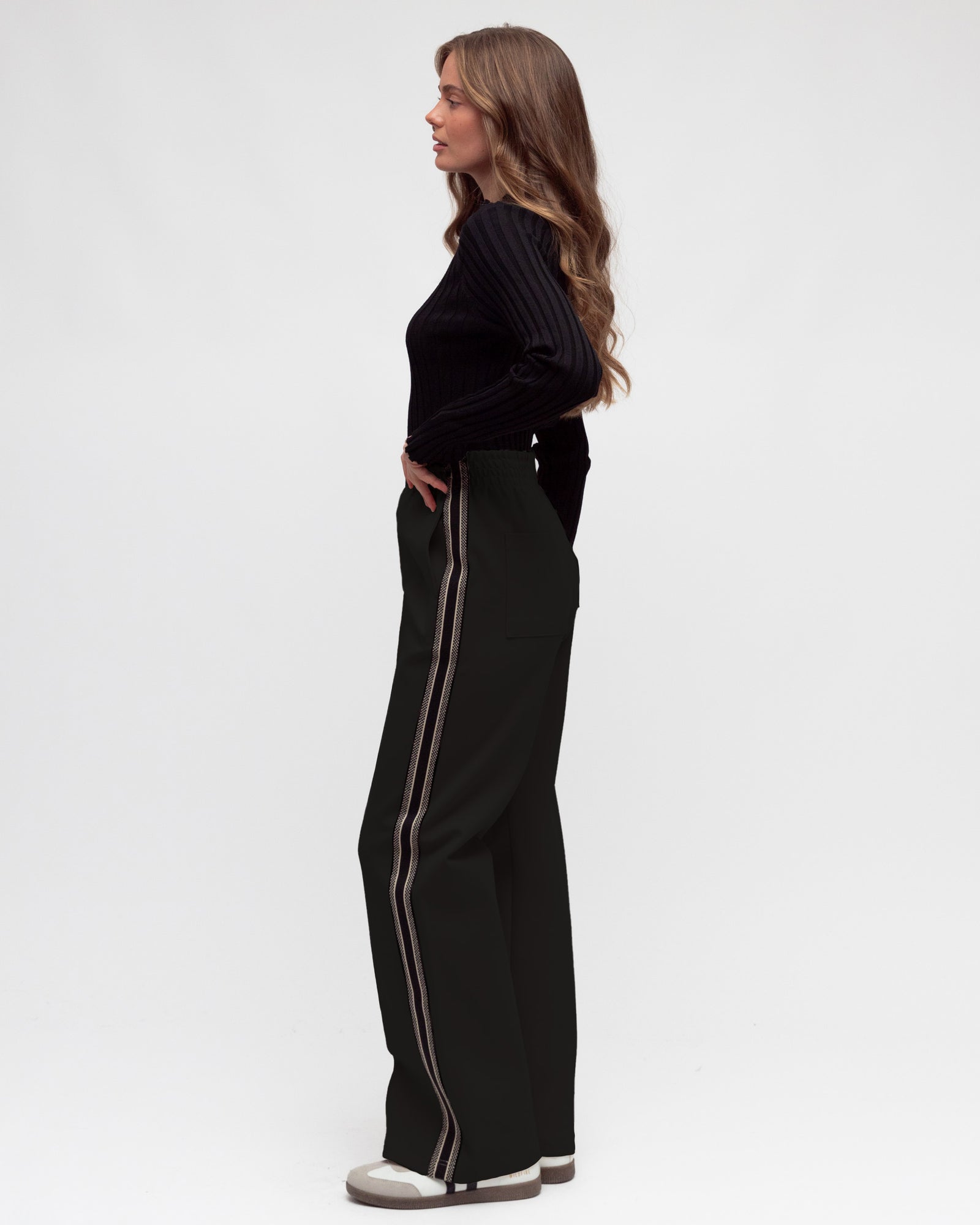 Sideline Elevated Track Pant