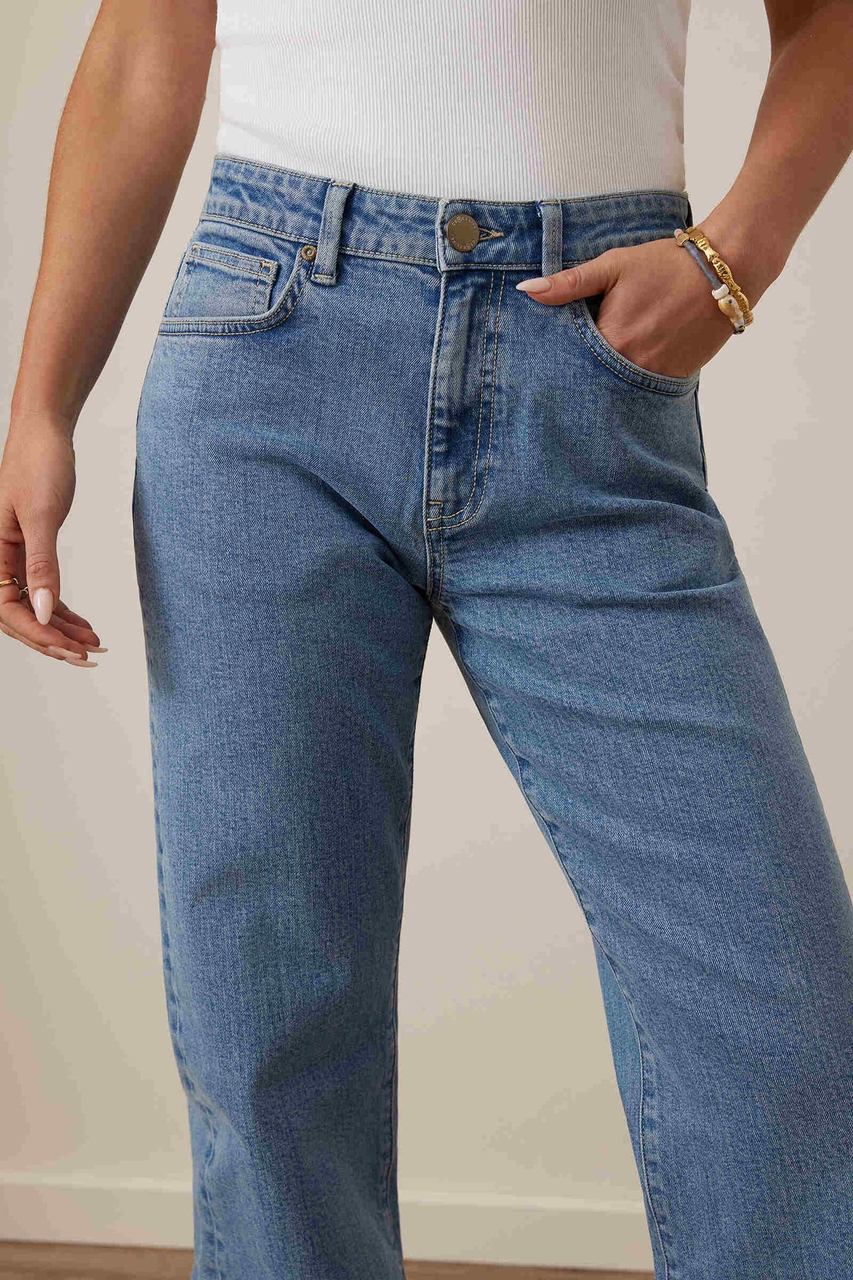 Sydney Straight Leg Jeans