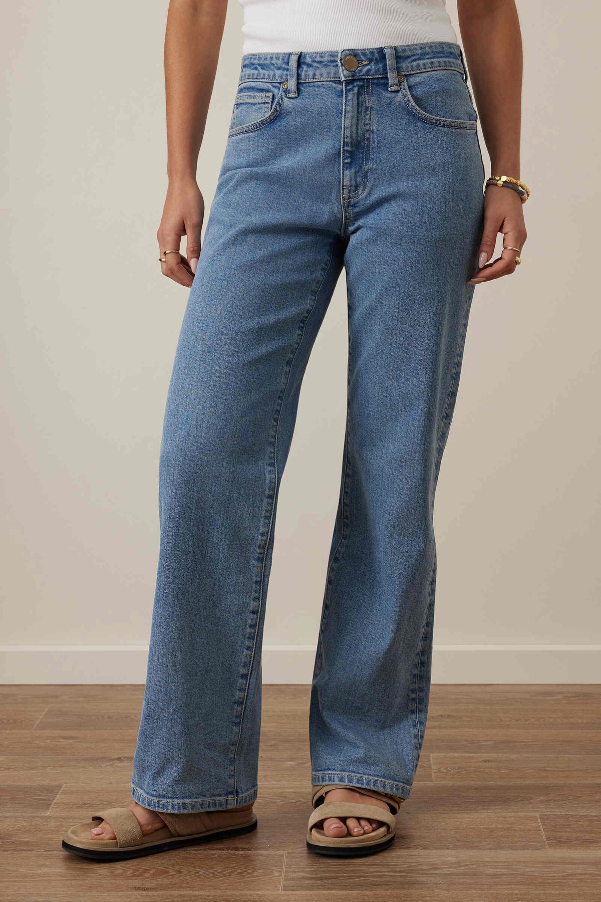 Sydney Straight Leg Jeans