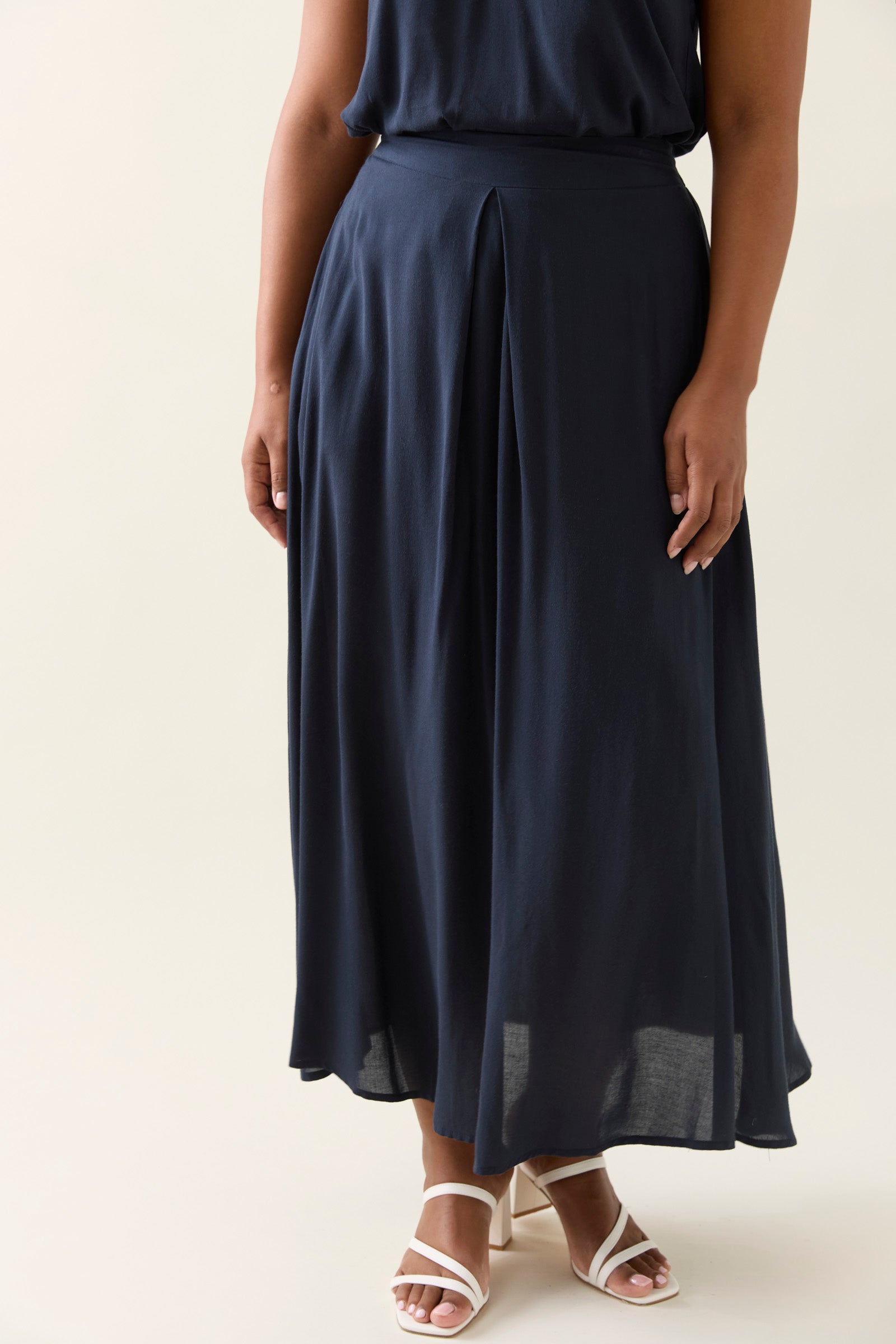 Oline Pleat Skirt