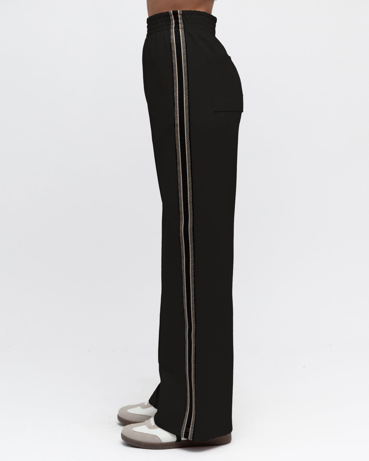 Sideline Elevated Track Pant