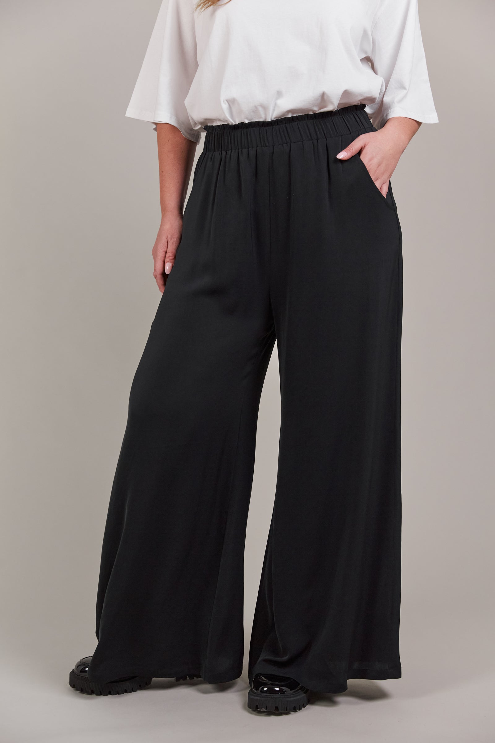 Elsie Wide Leg Pant