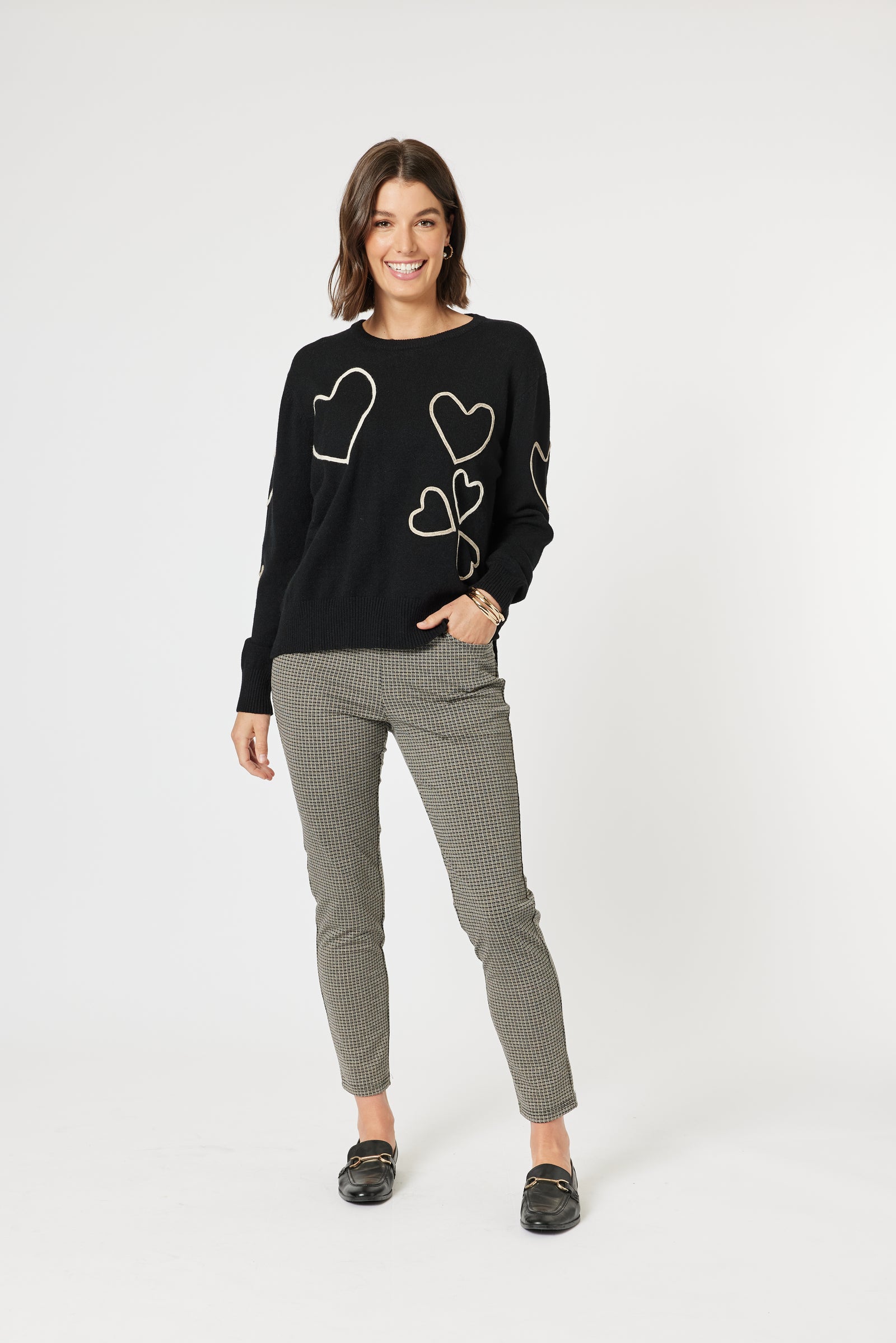 Ava Pant