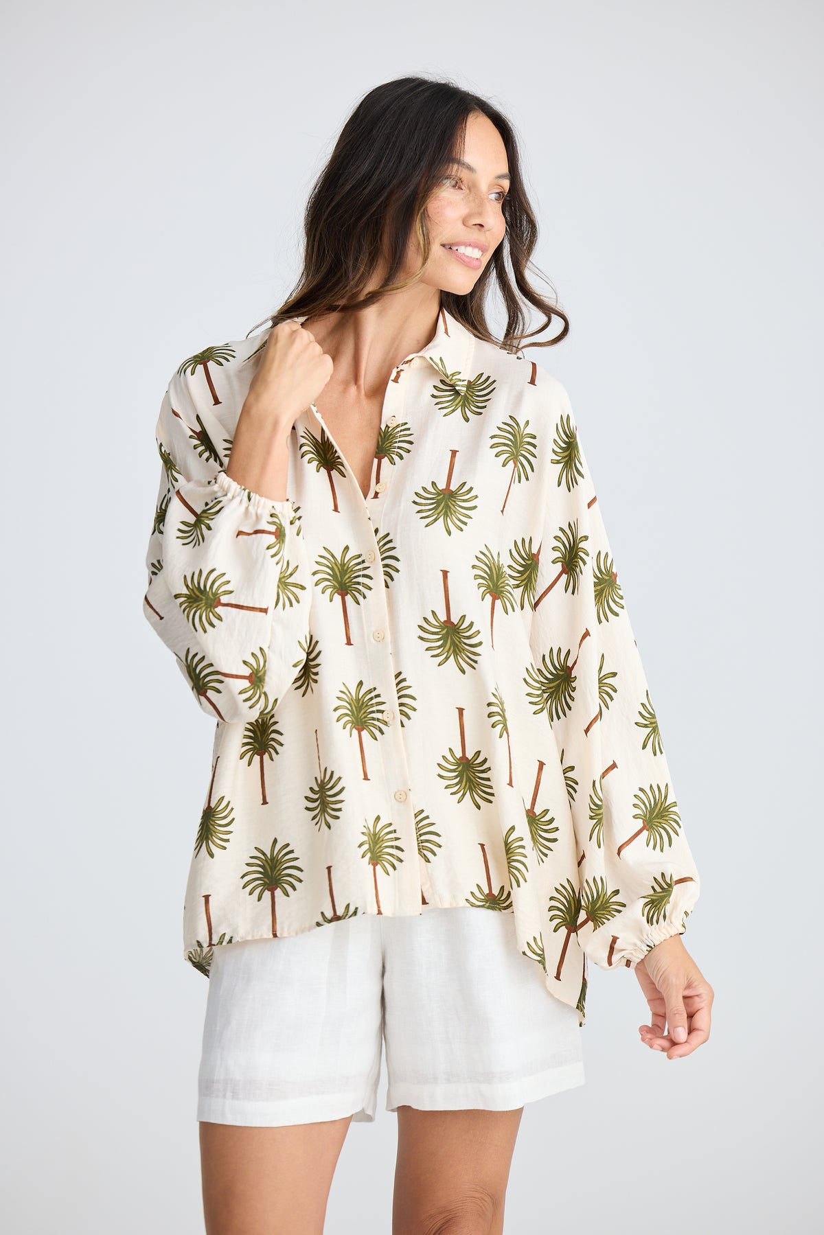 Cliffside Shirt - Ivory Palm Print