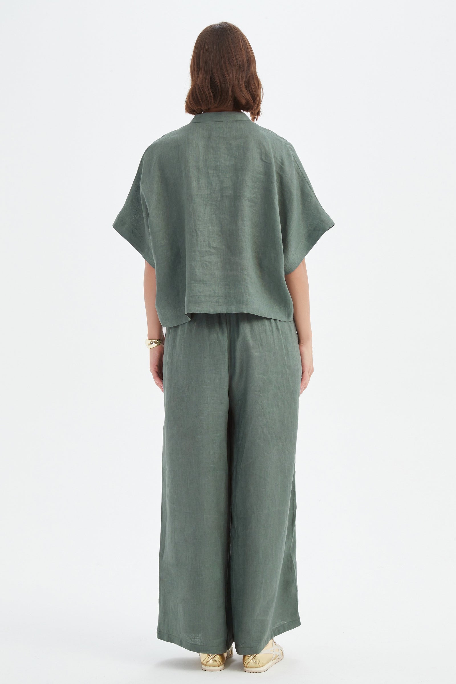 Boxy Button Linen Shirt