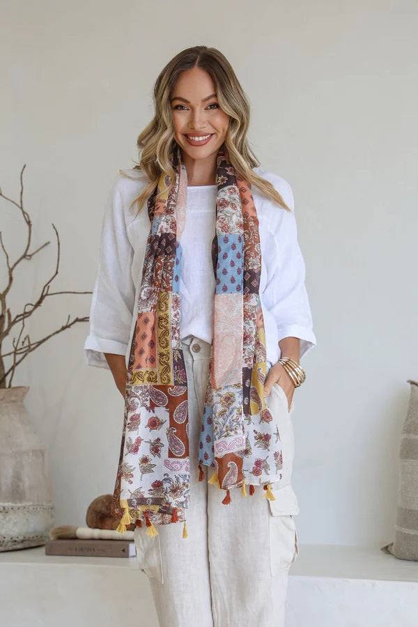 Contrast Print Scarf