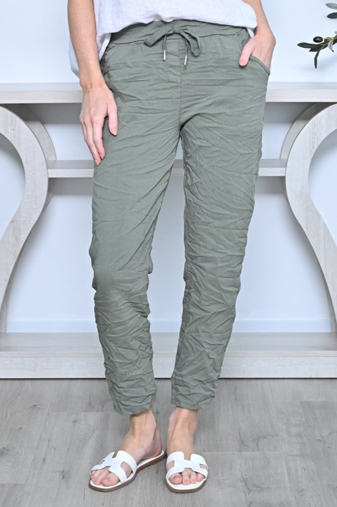 Stretchy Crinkle Pant