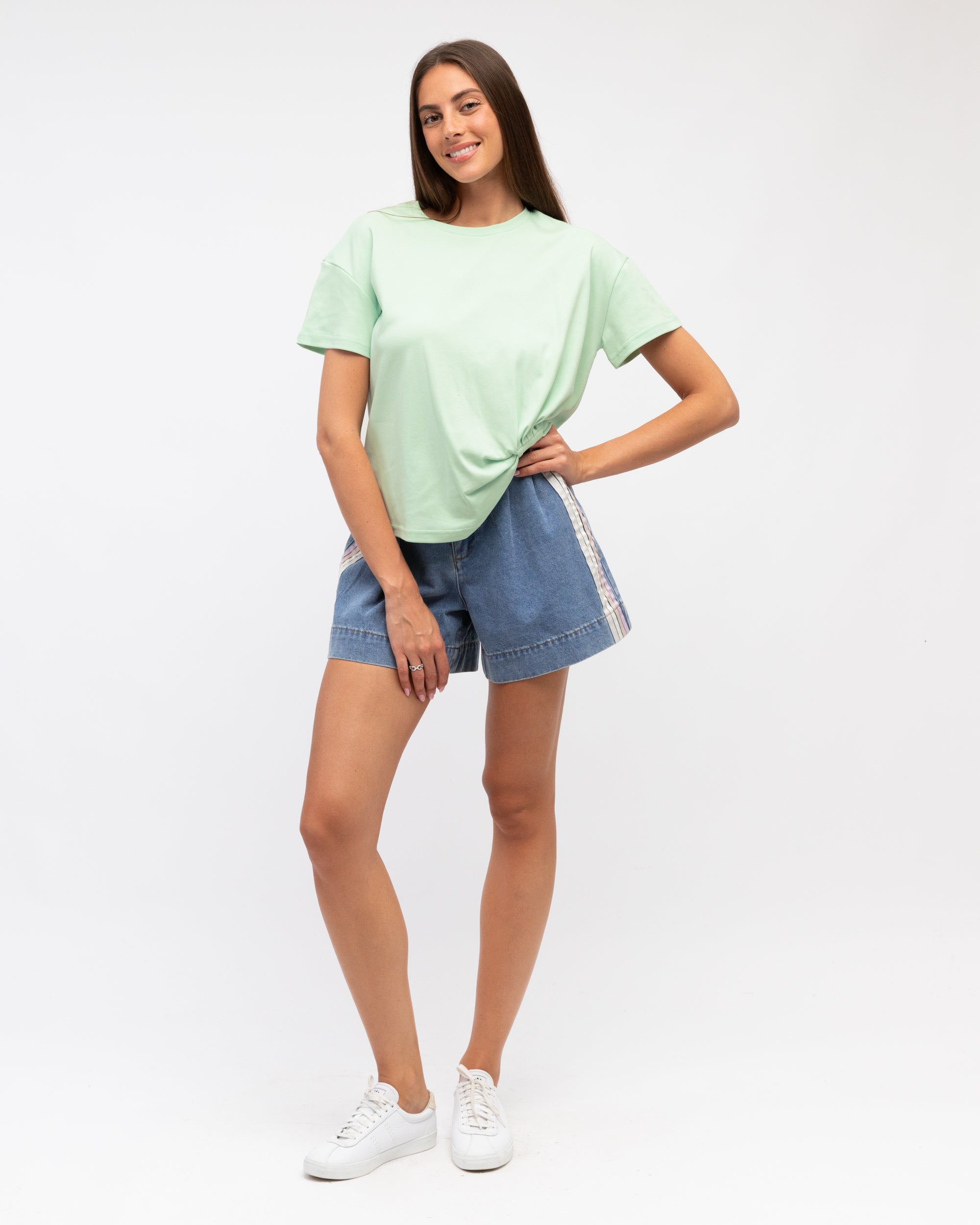 Easy Tuck Tee
