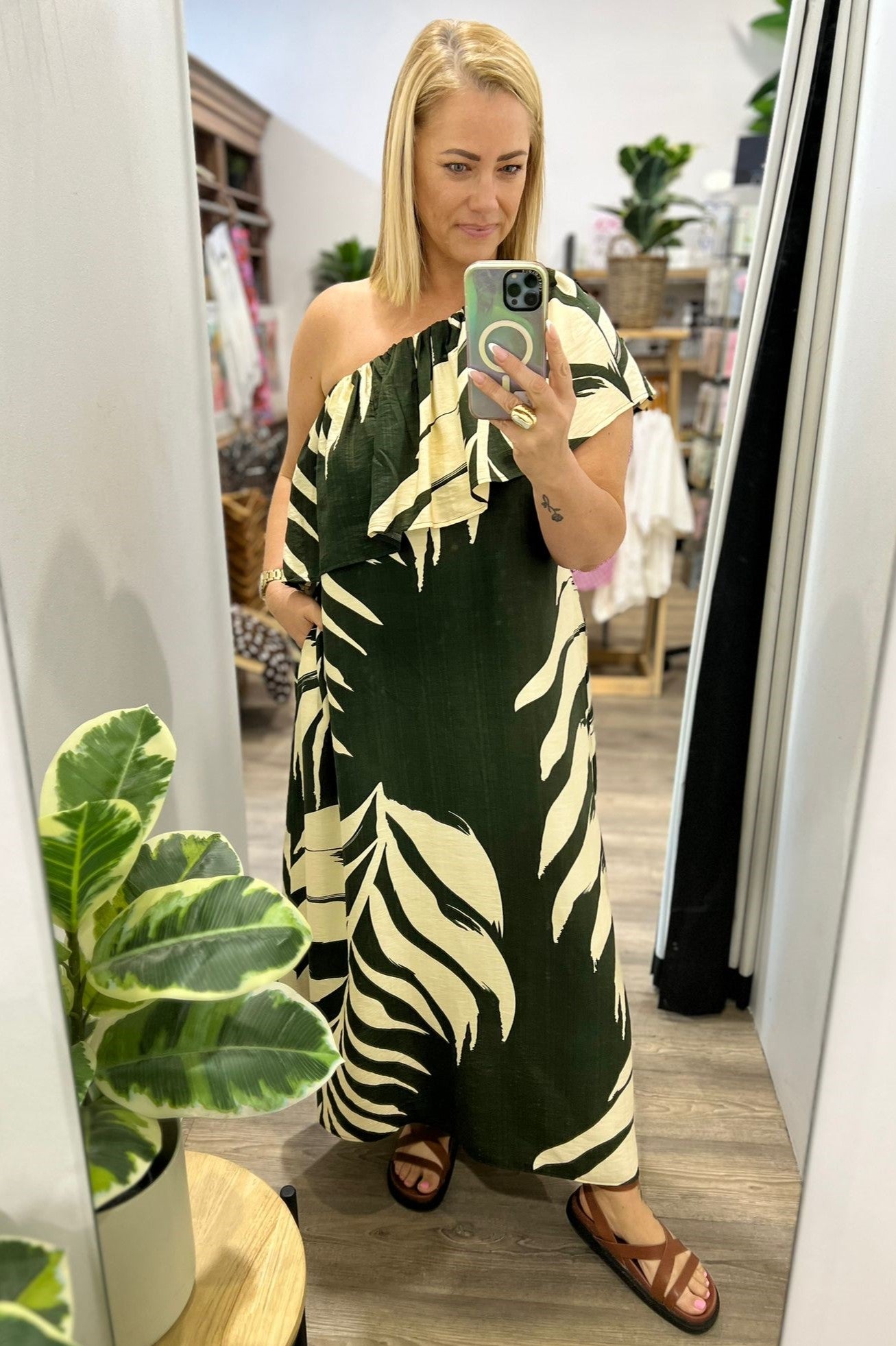 Off Shoulder Leaf Maxi Dress